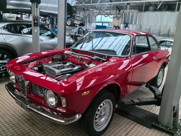 garagiste auromobile pour voitures de collection et ancienne 